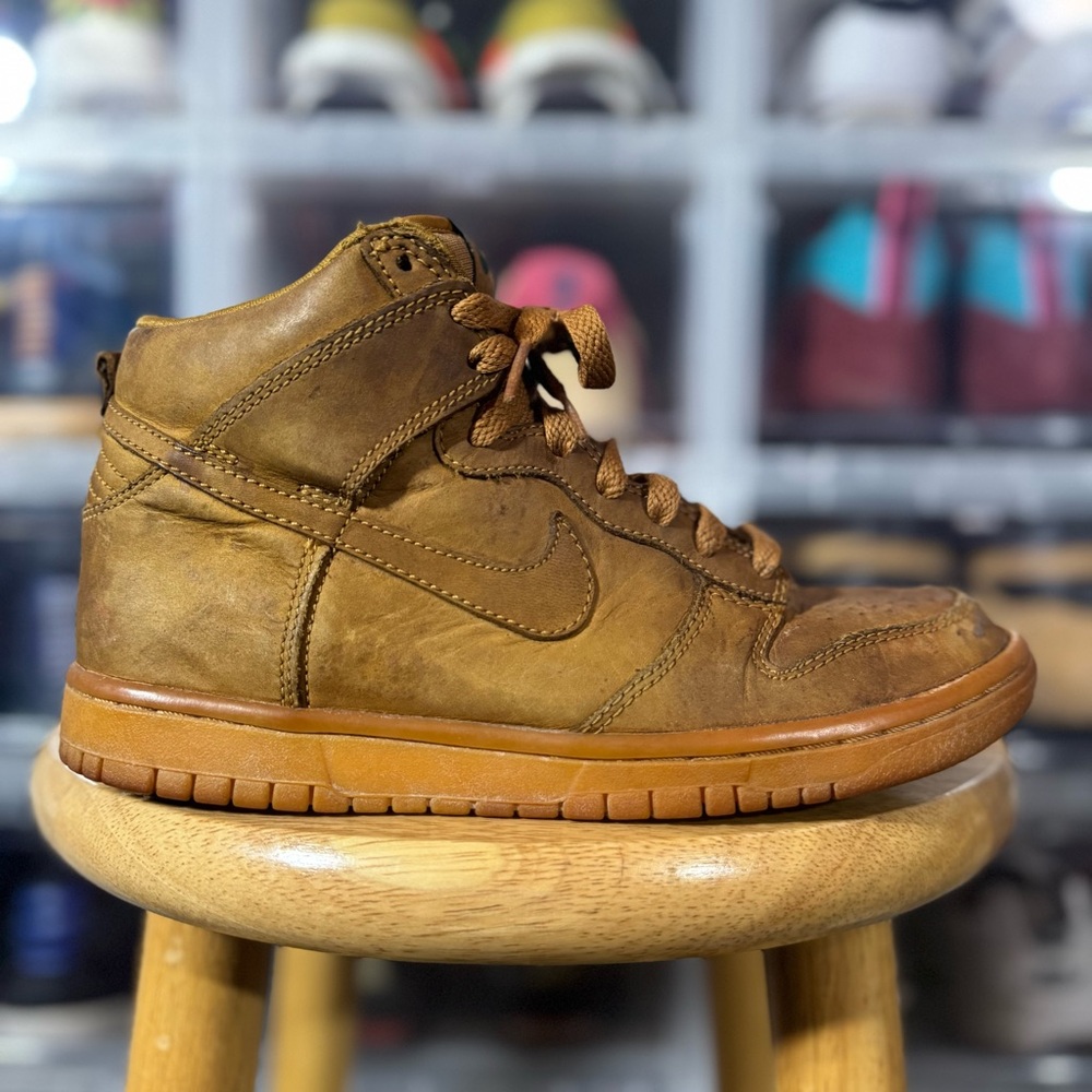 Vintage Y2K Nike Wheat Dunks